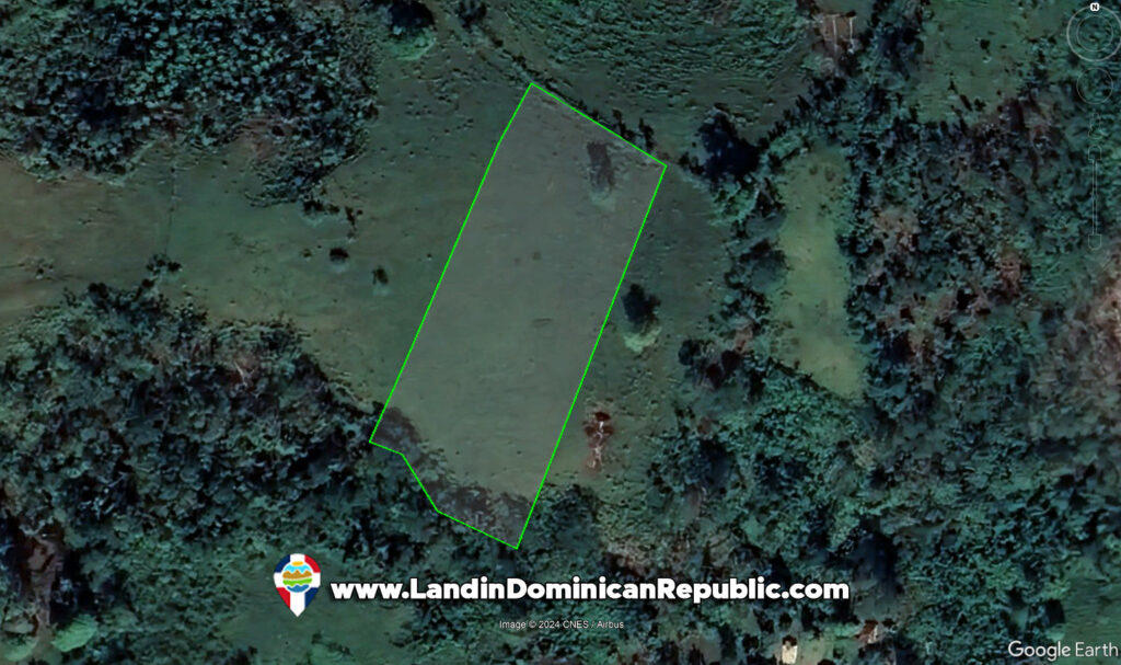 Flat land For Sale on the heights of Las Terrenas